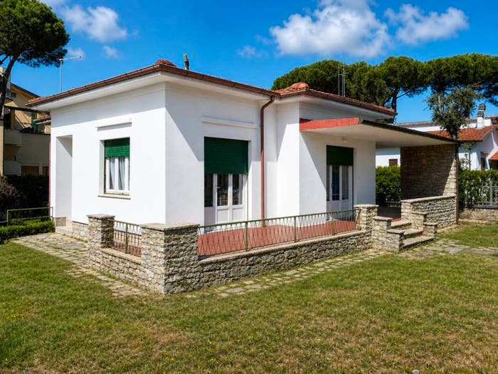 Casa quadrilocale in vendita in Via degli Allori, Tirrenia, Pisa