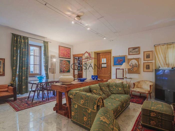 Appartamento con 5 locali in vendita in Via Vittorio Emanuele, Camaiore Paese, Camaiore