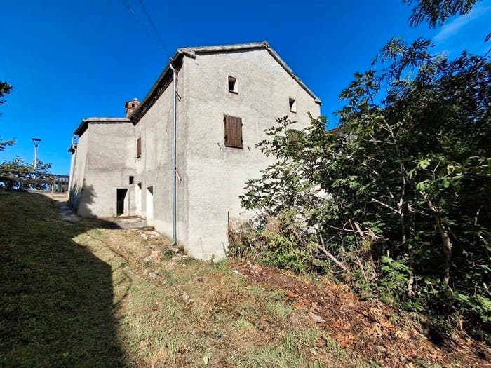 Casa con 6 locali in vendita in Via Ugrigno Castello, Sant'Agata Feltria