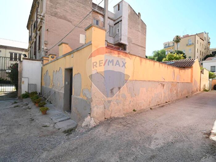 Casa trilocale in vendita in Sonnino, Cagliari