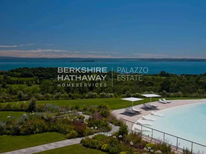 Appartamento quadrilocale in vendita in Padenghe sul Garda