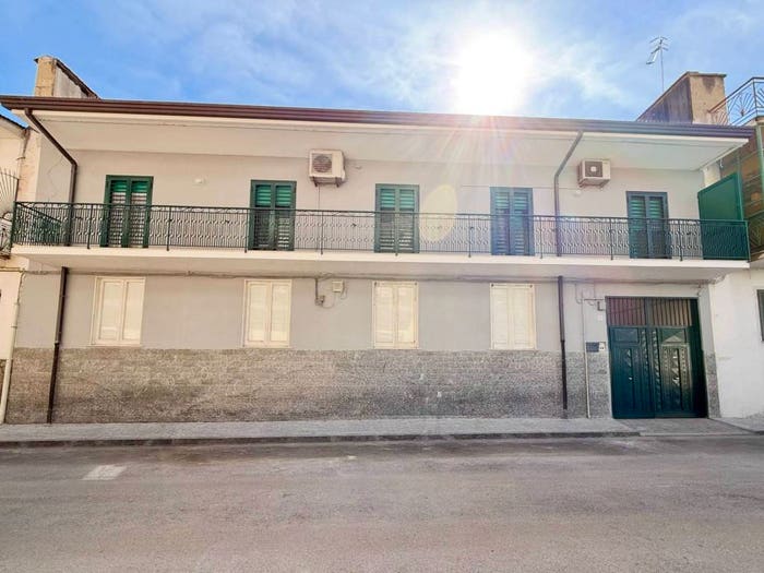 Casa con 6 locali in vendita in Via Fratelli Cervi, Centro, Cardito