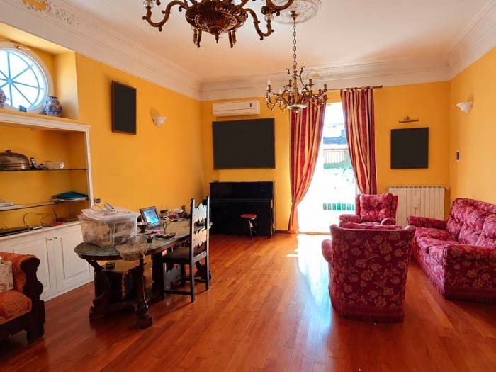 Appartamento con 5 locali in vendita in Via dei Tribunali, Tribunali, Napoli