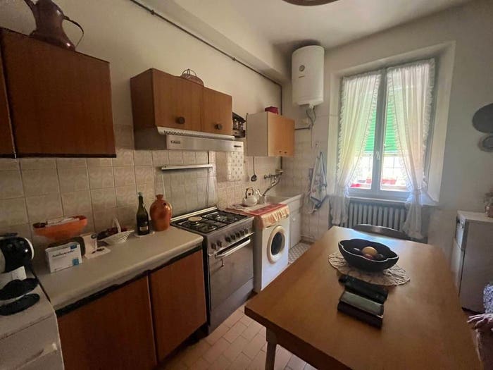 Appartamento con 5 locali in vendita in Via Alessandro Cavriani, Centro, Mantova