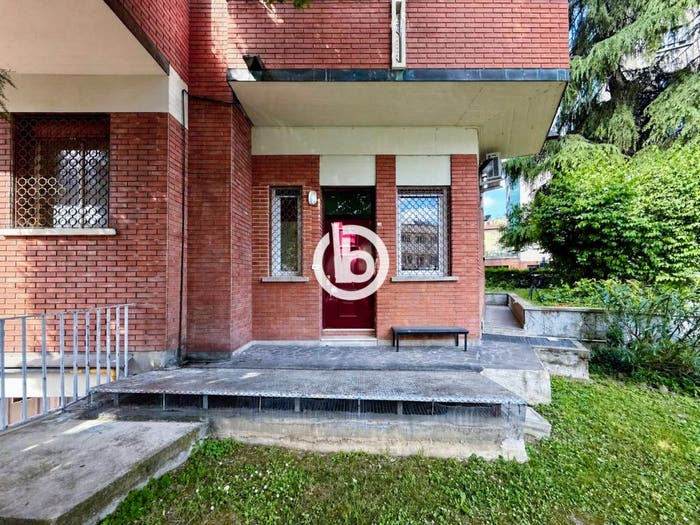 Appartamento trilocale in vendita in Via Leonetto Cipriani, Saffi, Bologna
