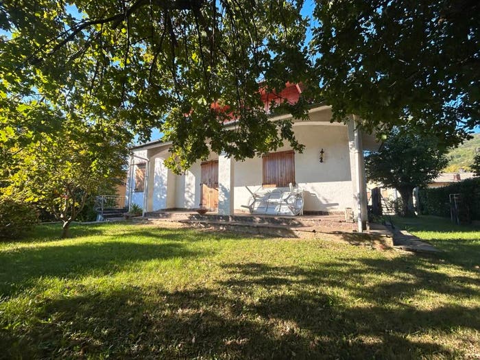 Casa con 6 locali in vendita in Via Nuova Comunale, Marliana