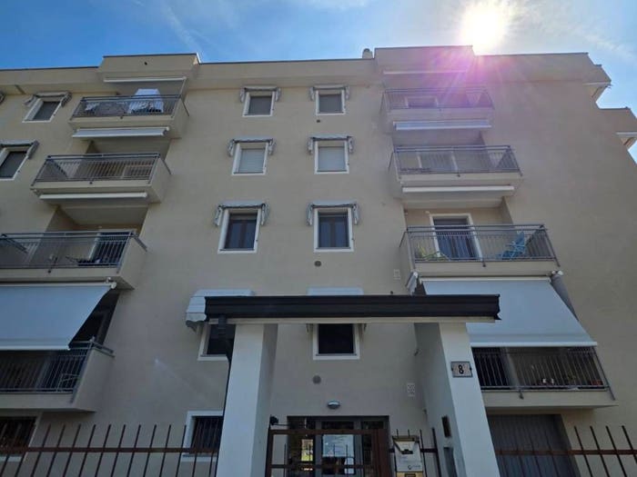 Appartamento trilocale in vendita in Via Emilio Alessandrini, Centro, Paullo