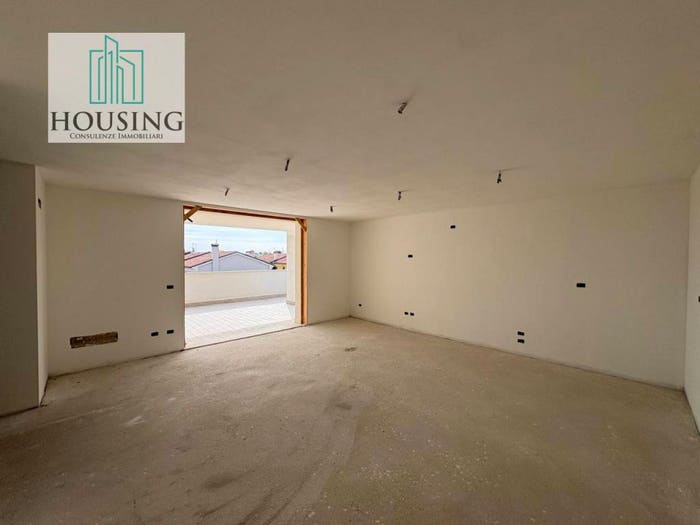 Appartamento quadrilocale in vendita in Via Conselvana, Centro, Maserà di Padova