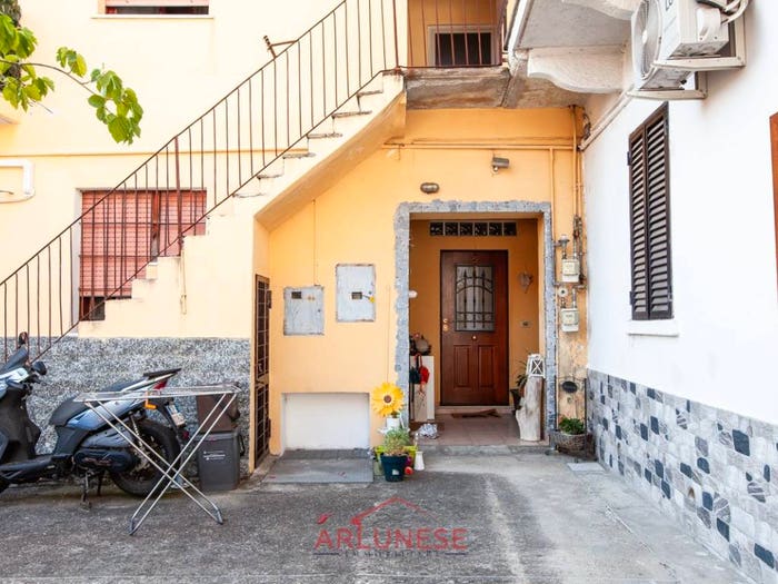 Appartamento trilocale in vendita in Via Giuseppe Garibaldi, Centro, Cerro Maggiore