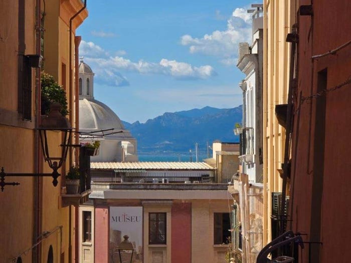Appartamento bilocale in vendita in Via Principe Amedeo, Marina, Cagliari