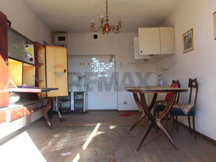 Casa con 6 locali in vendita in via Dante, Centro, Esino Lario