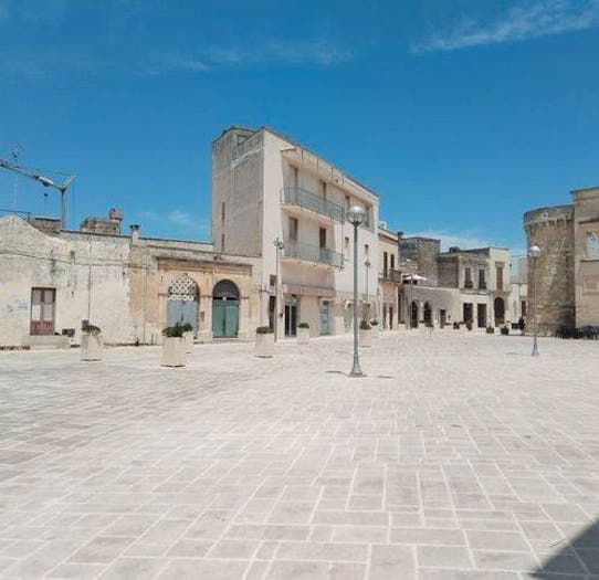 Appartamento trilocale in vendita in Via Guglielmo Marconi, Martano