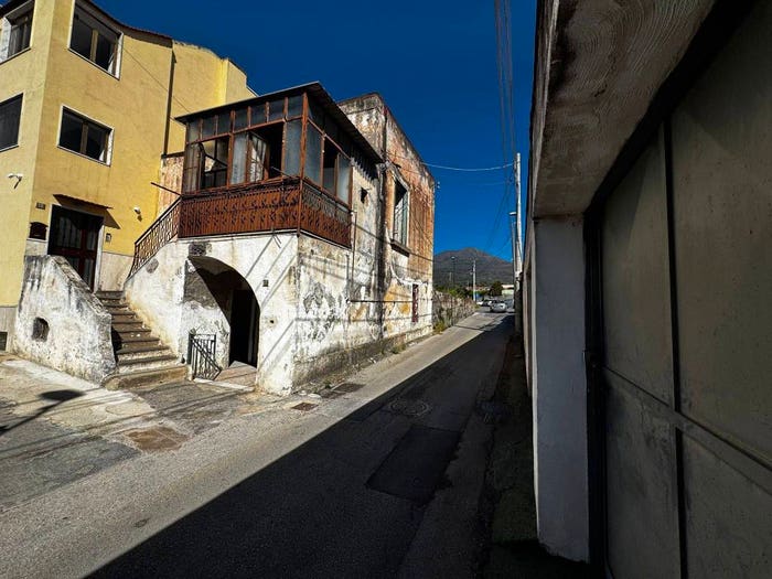 Casa monolocale in vendita in Trecase