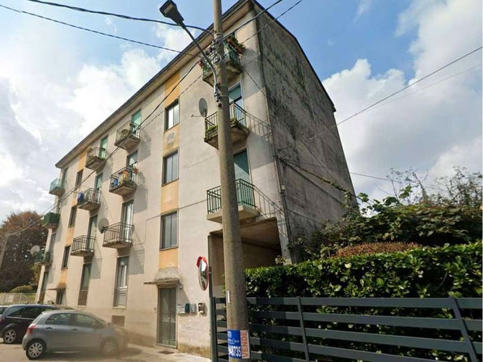Appartamento trilocale in vendita in Via Mazzini, Arsago Seprio