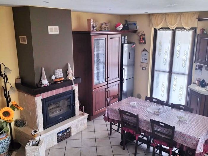 Appartamento quadrilocale in vendita in Corso Giuseppe Mazzini, Centro, Borgo San Dalmazzo