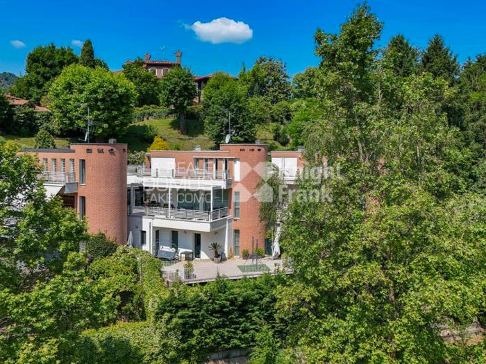 Casa con 6 locali in vendita in Salita dei Cappuccini, Como Sole, Como