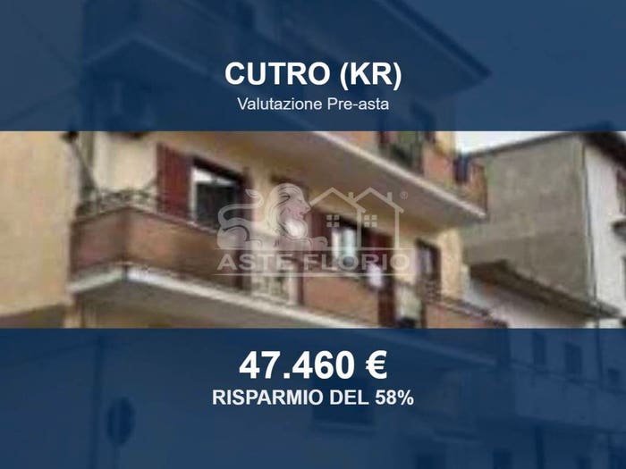 Appartamento quadrilocale in vendita in Via George Stephenson, Centro, Cutro