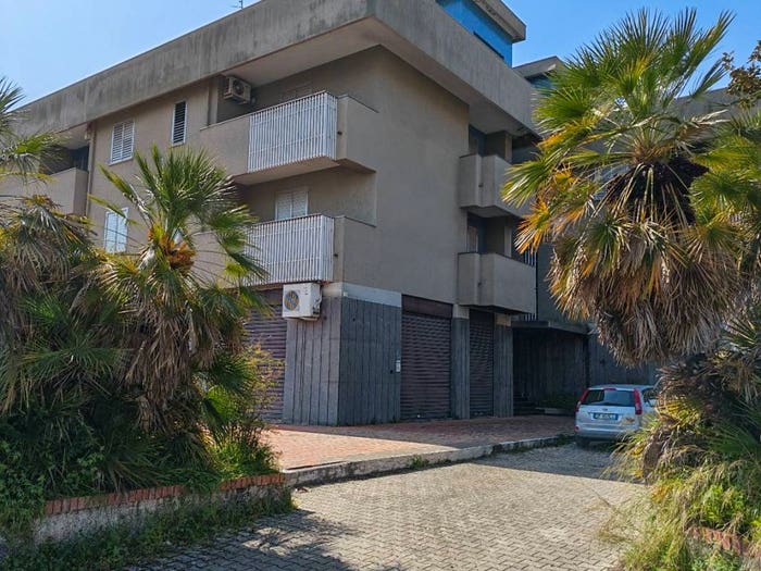 Appartamento con 6 locali in vendita in Via Pasquali, Tivolille Pasquali Merenzata, Mendicino