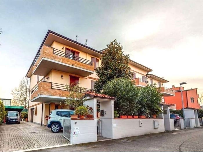 Casa con 5 locali in vendita in Madonnina Tre Olmi, Modena