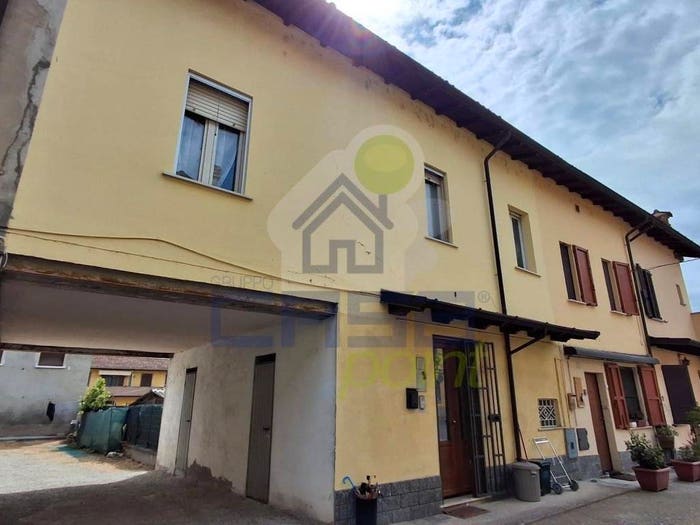Casa quadrilocale in vendita in Via Giuseppe Mazzini, Retegno, Fombio