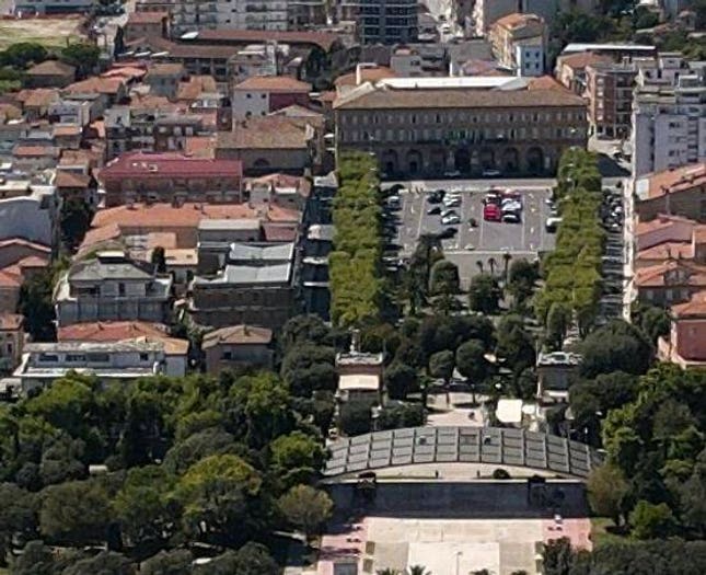 Appartamento trilocale in vendita in Corso Vittorio Emanuele, Centro, Civitanova Marche