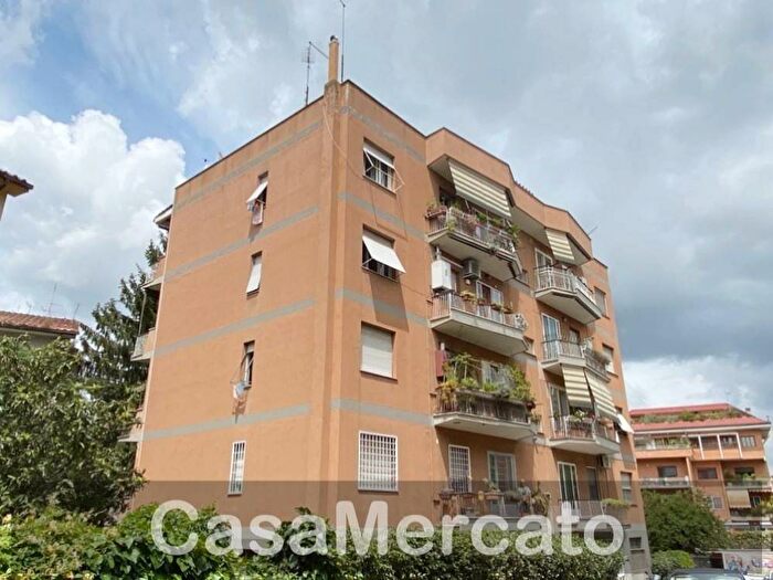 Appartamento trilocale in vendita in Via Antonio Smareglia, Cecchignola Giuliano Dalmata, Roma