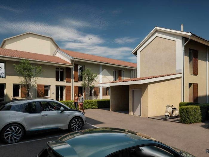 Casa quadrilocale in vendita in Via Lodi, Melegnano