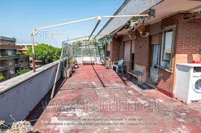 Appartamento quadrilocale in vendita in Via Monte Bianco, Colleverde, Guidonia Montecelio