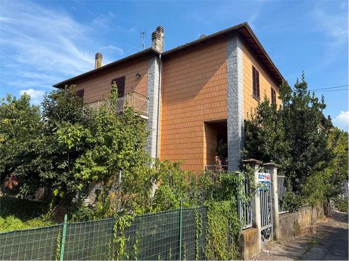 Casa con 6 locali in vendita in Novi Ligure
