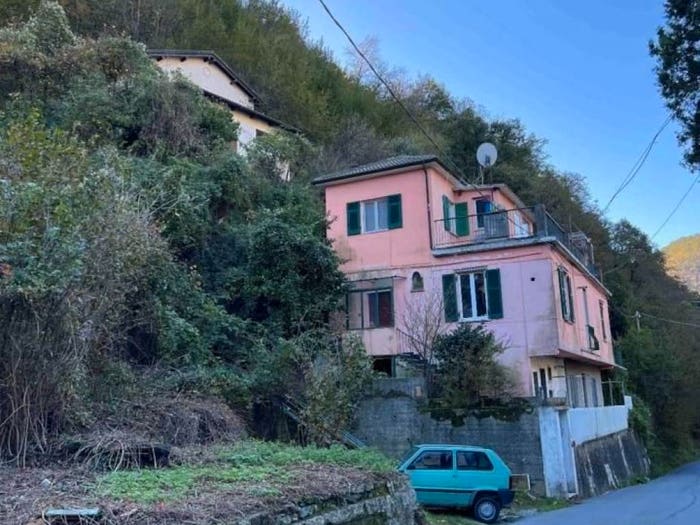 Casa trilocale in vendita in Via S Carlo Di Cese, Acquasanta San Carlo, Genova
