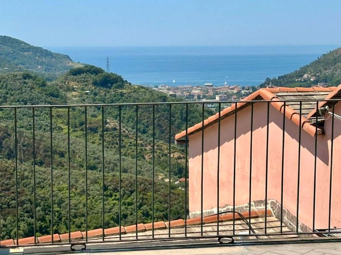 Appartamento con 5 locali in vendita in Località Pastine Superiore, Levanto