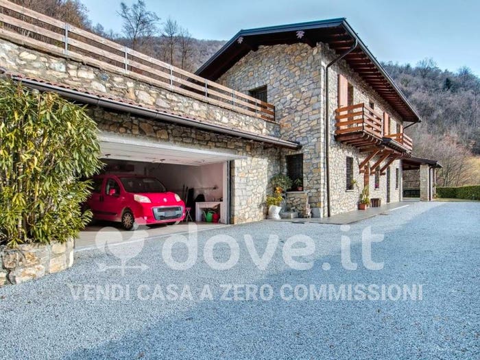 Casa con 5 locali in vendita in Via di Sopra, Luzzana