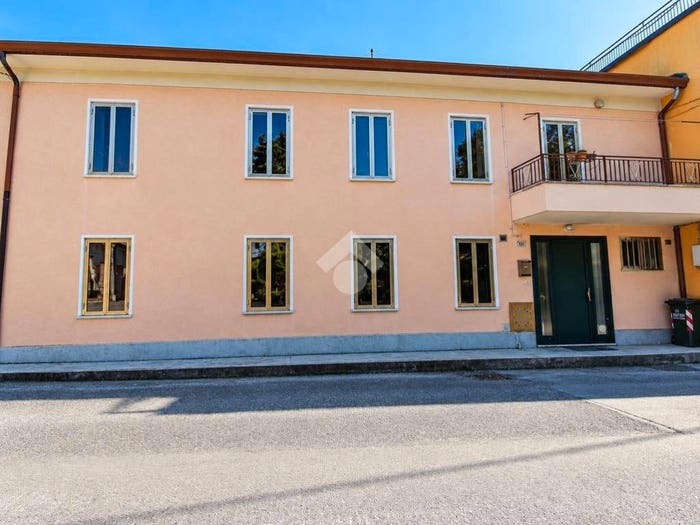 Casa quadrilocale in vendita in Via Caprera, Centro, Dueville