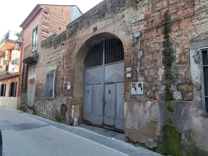 Casa con 6 locali in vendita in Campania No Number, Marcianise