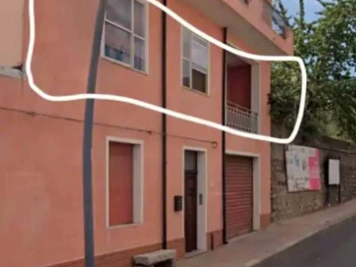 Appartamento con 5 locali in vendita in Viale Grazia Deledda, Fonni