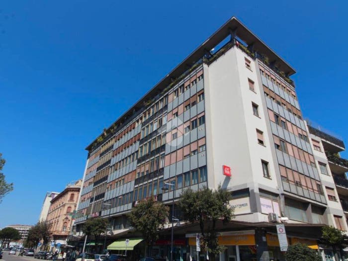 Appartamento quadrilocale in vendita in Corso Vittorio Emanuele II, Stazione Centrale Corso Vittorio, Pescara