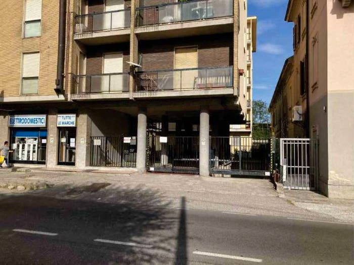 Appartamento quadrilocale in vendita in Via Monte Grappa Tradate VA Italia Tradate VA, Centro, Tradate