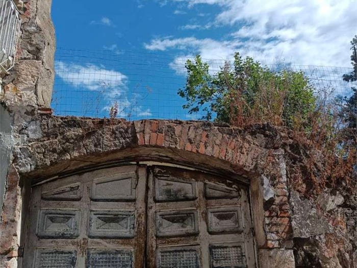 Casa con 6 locali in vendita in Via Duca degli Abruzzi, Mondragone