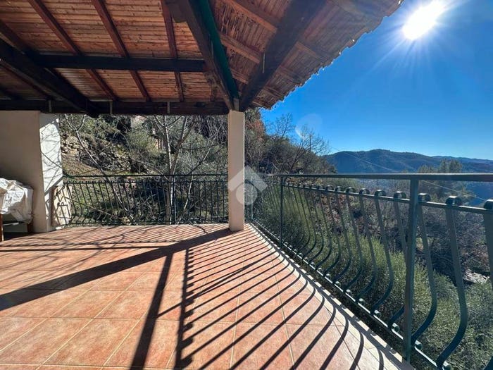 Casa trilocale in vendita in Regione Bunda, Pigna