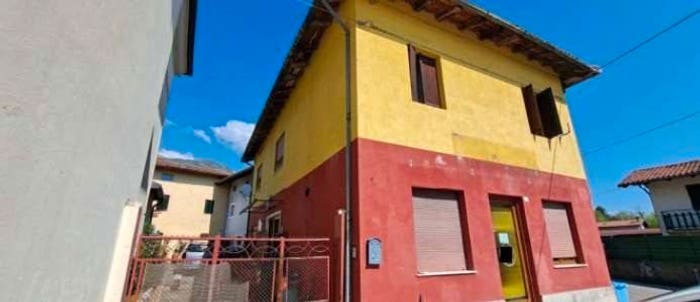 Appartamento con 6 locali in vendita in Via delle cave, Aviano Castello, Aviano