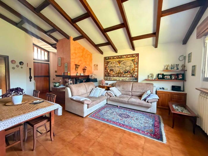 Appartamento quadrilocale in vendita in Via Sotto Corna, Centro, Albino