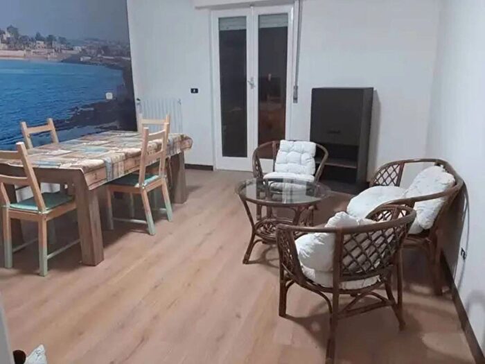 Appartamento con 5 locali in vendita in Via Andria, Trani