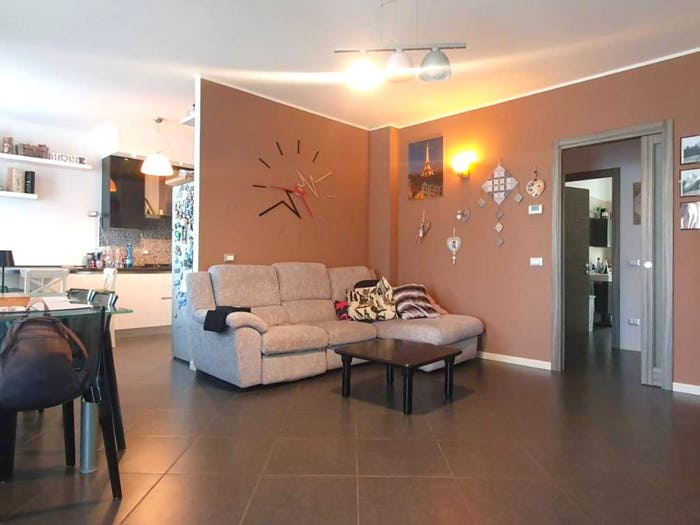 Appartamento trilocale in vendita in Via Papa Giovanni Paolo I, Carpaneto Piacentino