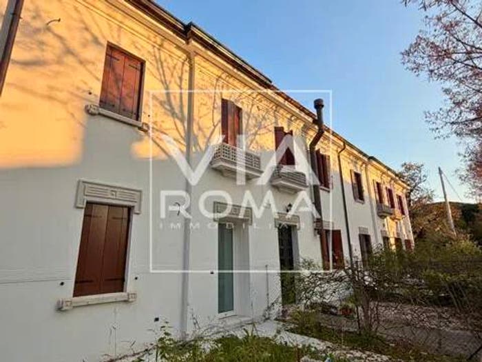Casa trilocale in vendita in Scuole No Number, Centro, Dolo