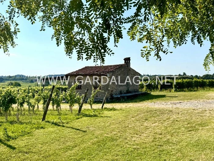 Casa monolocale in vendita in Strada Preela Poggi, Cavaion Veronese