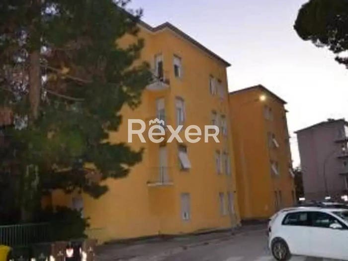 Appartamento trilocale in vendita in Via Emanuele Filiberto, Centro, Macerata