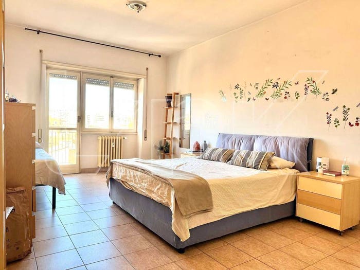 Appartamento trilocale in vendita in via Oreste Salomone, Torpignattara, Roma