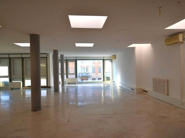 Appartamento monolocale in vendita in Via Umberto I, Centro, Maniago