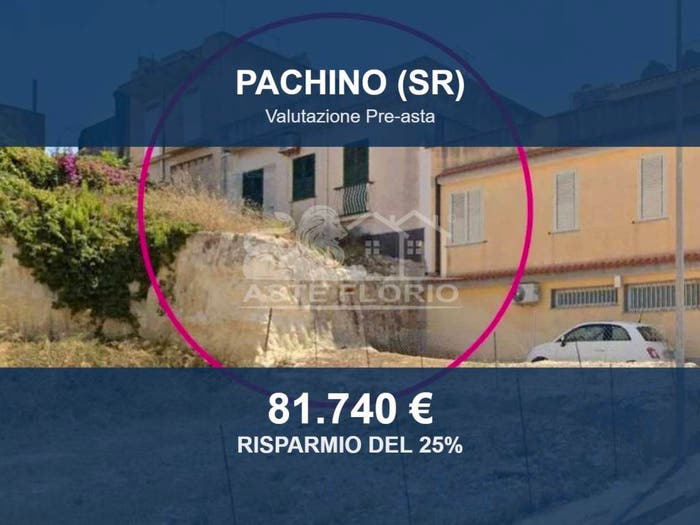 Casa con 5 locali in vendita in Via Fratelli Rosselli, Centro, Pachino