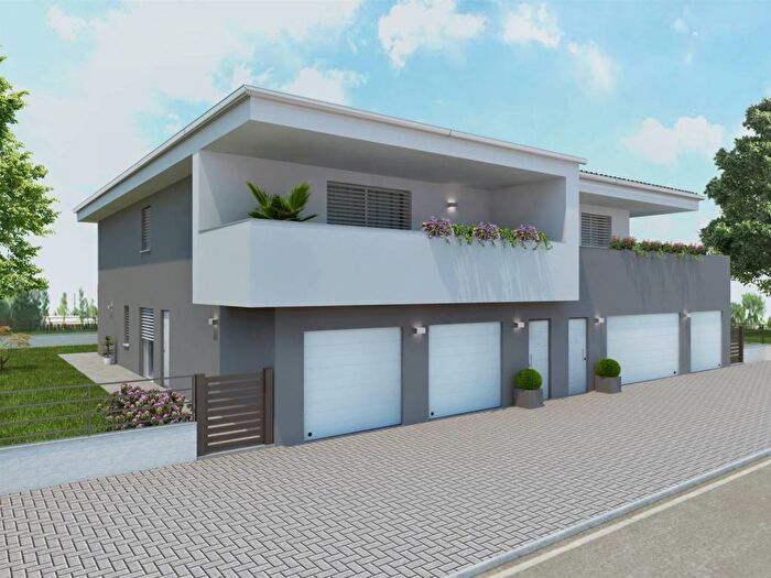 Appartamento quadrilocale in vendita in Borgo Virgilio